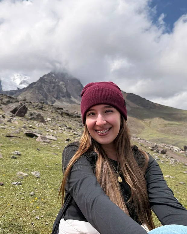 Camila, Líder de Permisos Ambientales de Corporación Cúspide